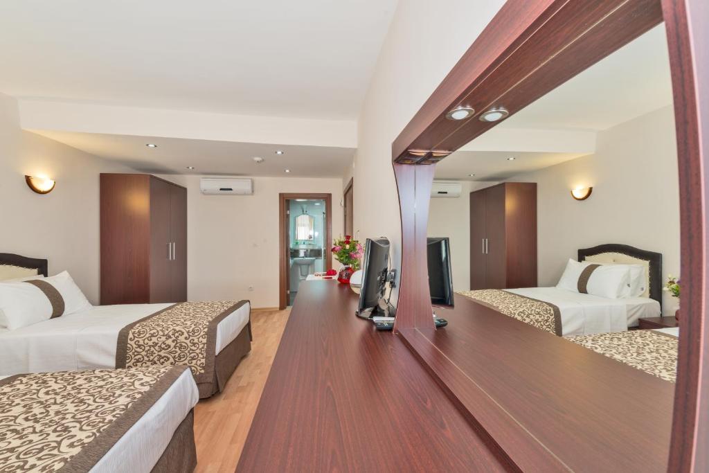 Taxim Hotel Marin Istanbul Room photo