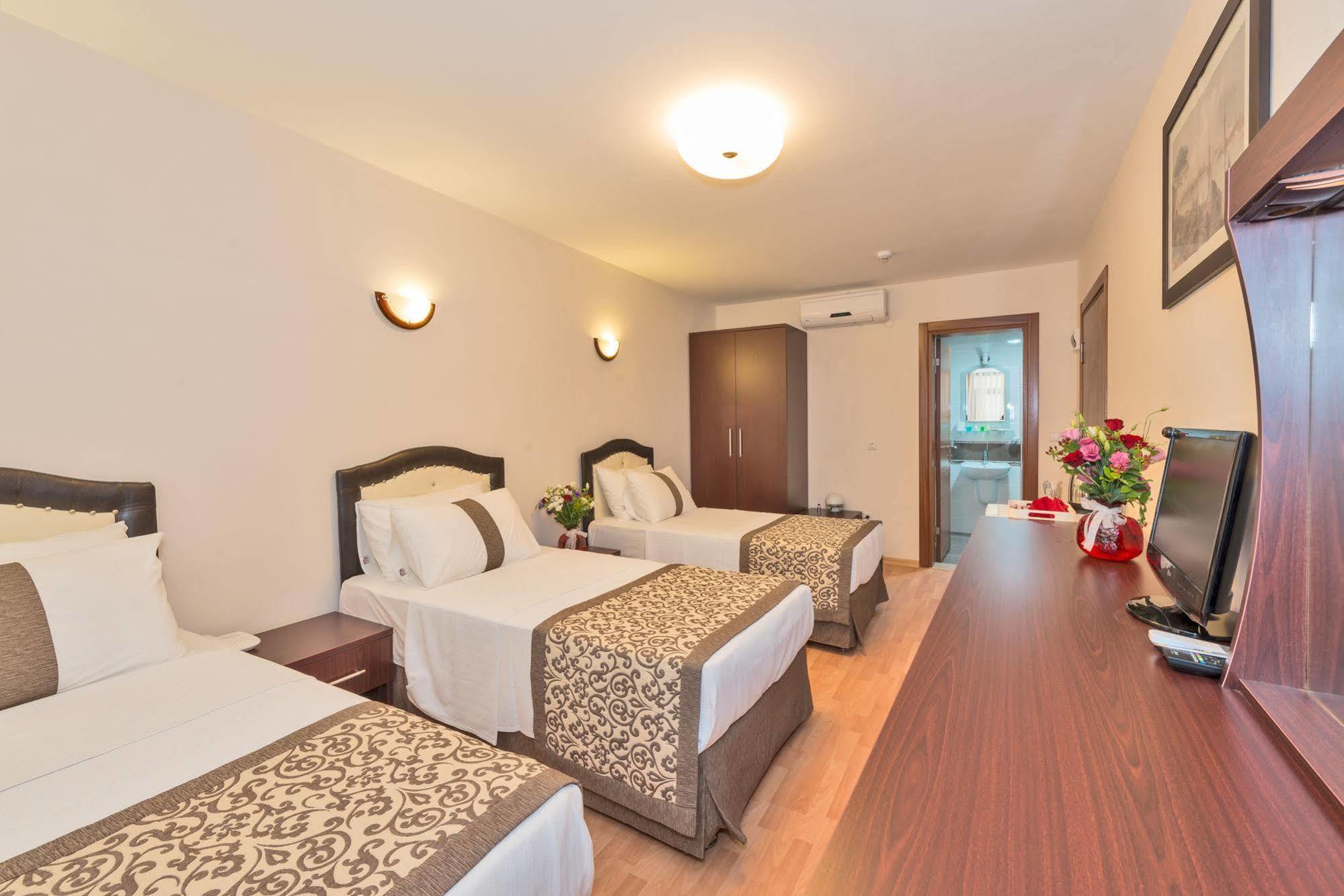 Taxim Hotel Marin Istanbul Exterior photo